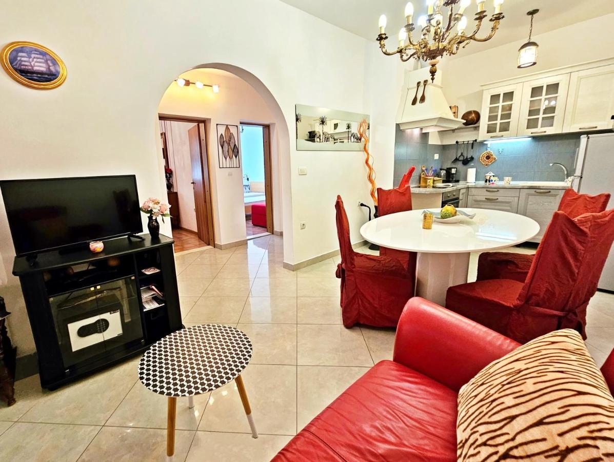 Apartments Tempera By The Beach Σπλιτ Εξωτερικό φωτογραφία